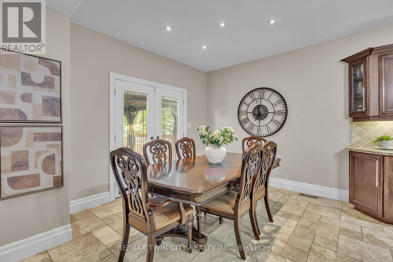 224 Paige Place, Kitchener, Ontario  N2K 4P5 - Photo 23 - X12312024
