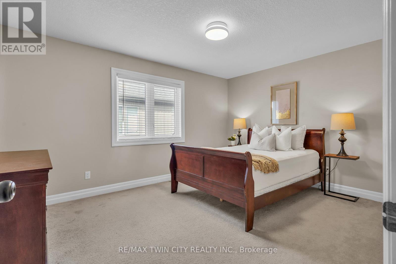 224 Paige Place, Kitchener, Ontario  N2K 4P5 - Photo 30 - X12312024