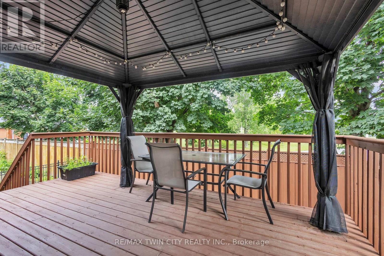 224 Paige Place, Kitchener, Ontario  N2K 4P5 - Photo 45 - X12312024