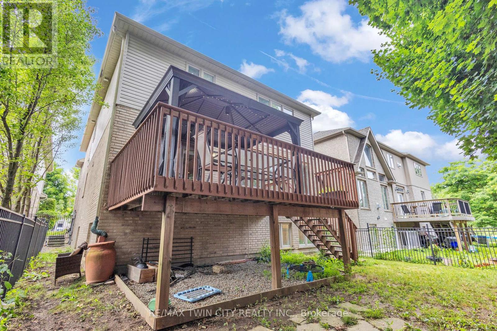 224 Paige Place, Kitchener, Ontario  N2K 4P5 - Photo 48 - X12312024