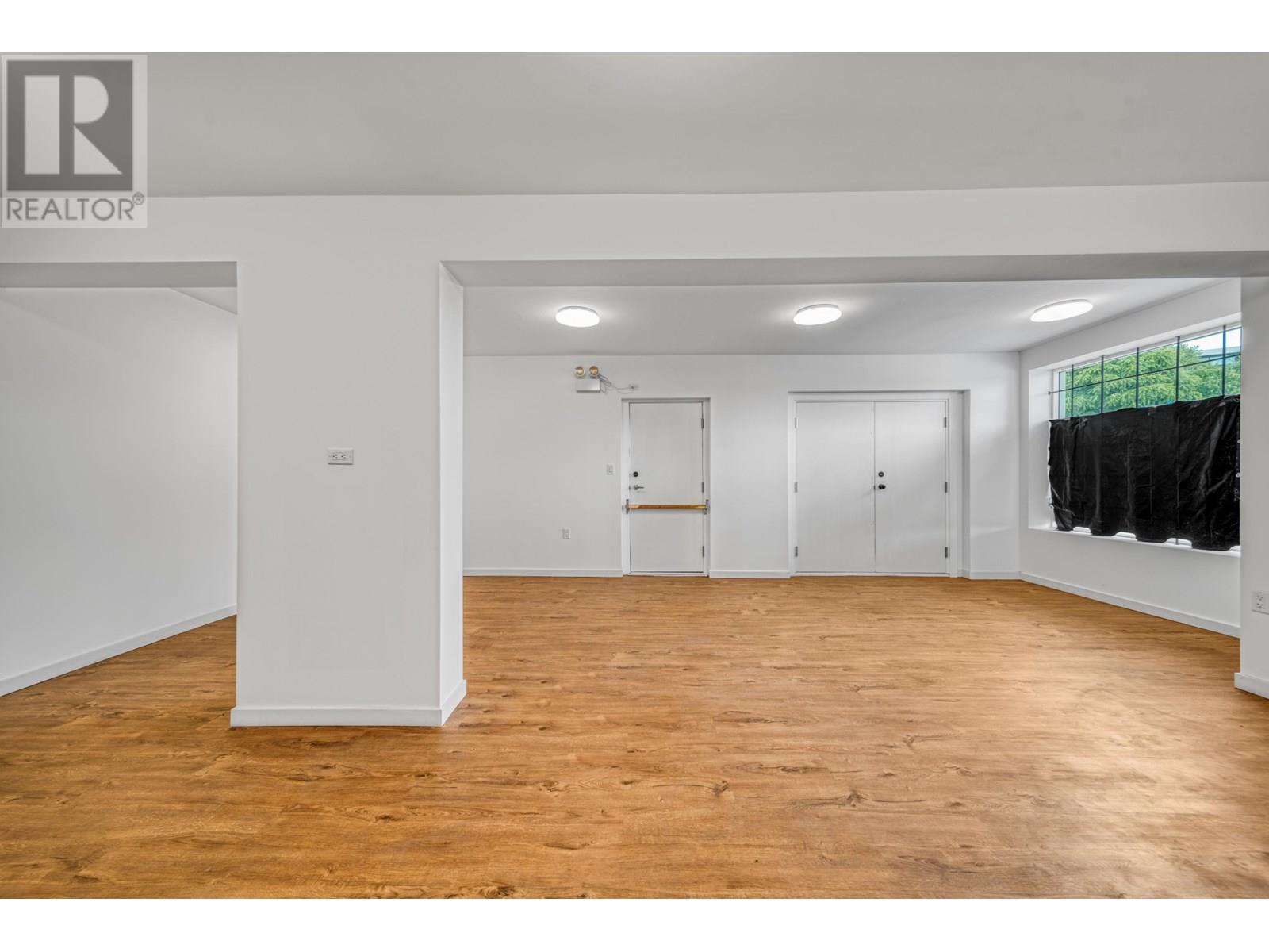 137 E Columbia Street, New Westminster, British Columbia  V3L 3V9 - Photo 18 - C8071073