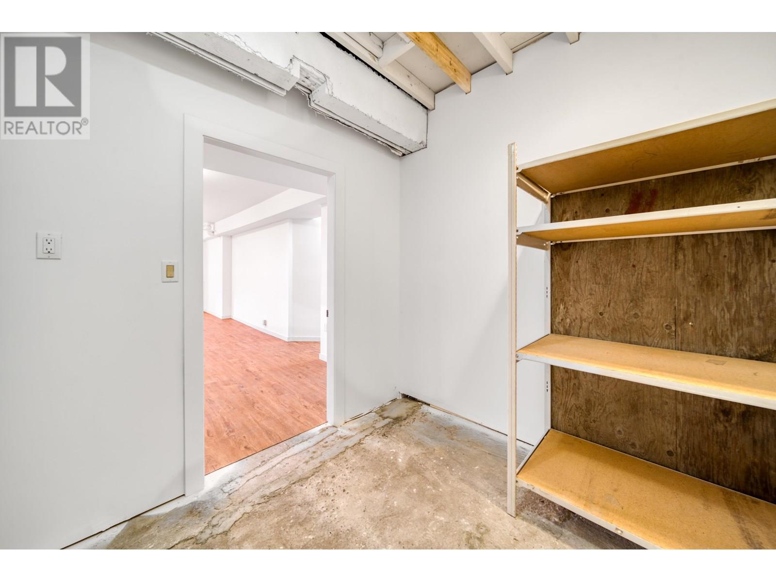 137 E Columbia Street, New Westminster, British Columbia  V3L 3V9 - Photo 12 - C8071073