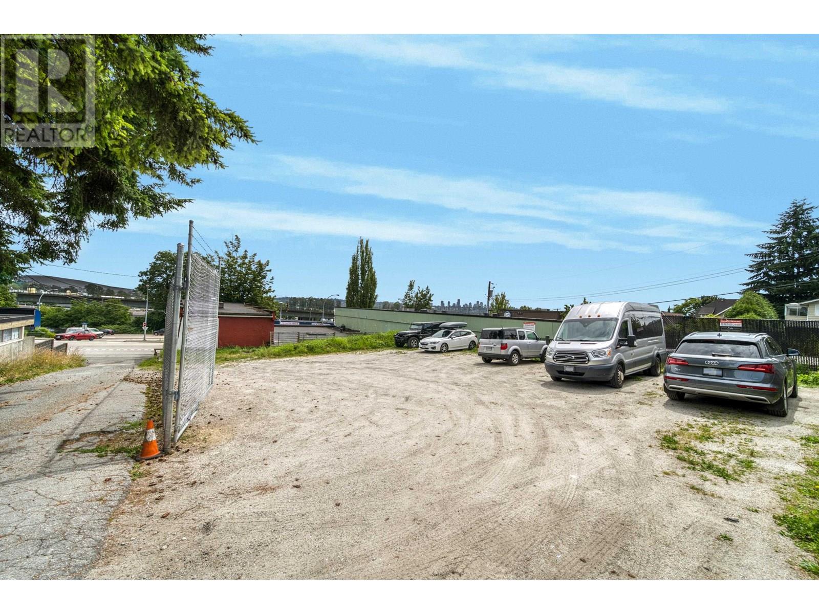 137 E Columbia Street, New Westminster, British Columbia  V3L 3V9 - Photo 28 - C8071073