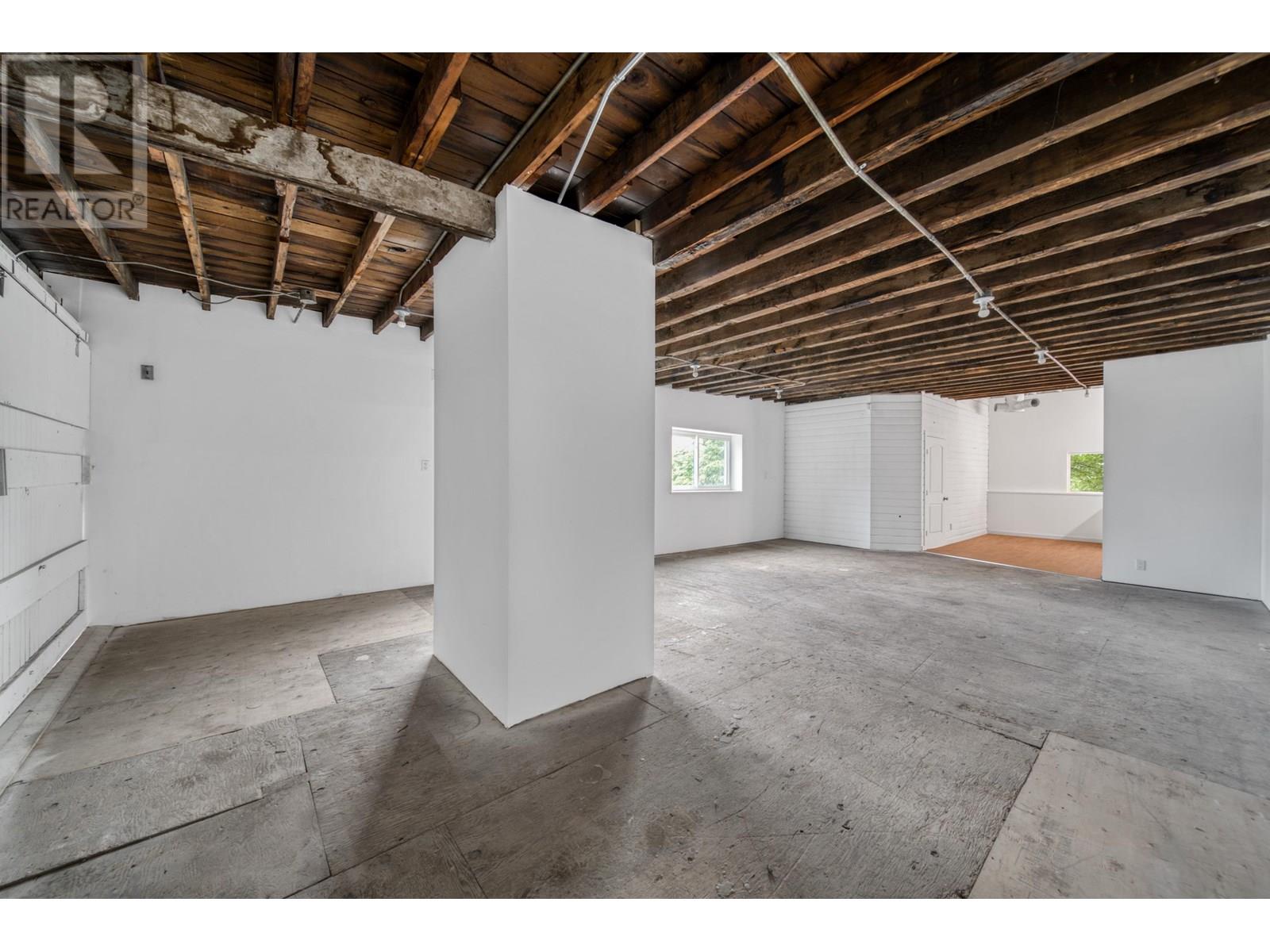 137 E Columbia Street, New Westminster, British Columbia  V3L 3V9 - Photo 22 - C8071073