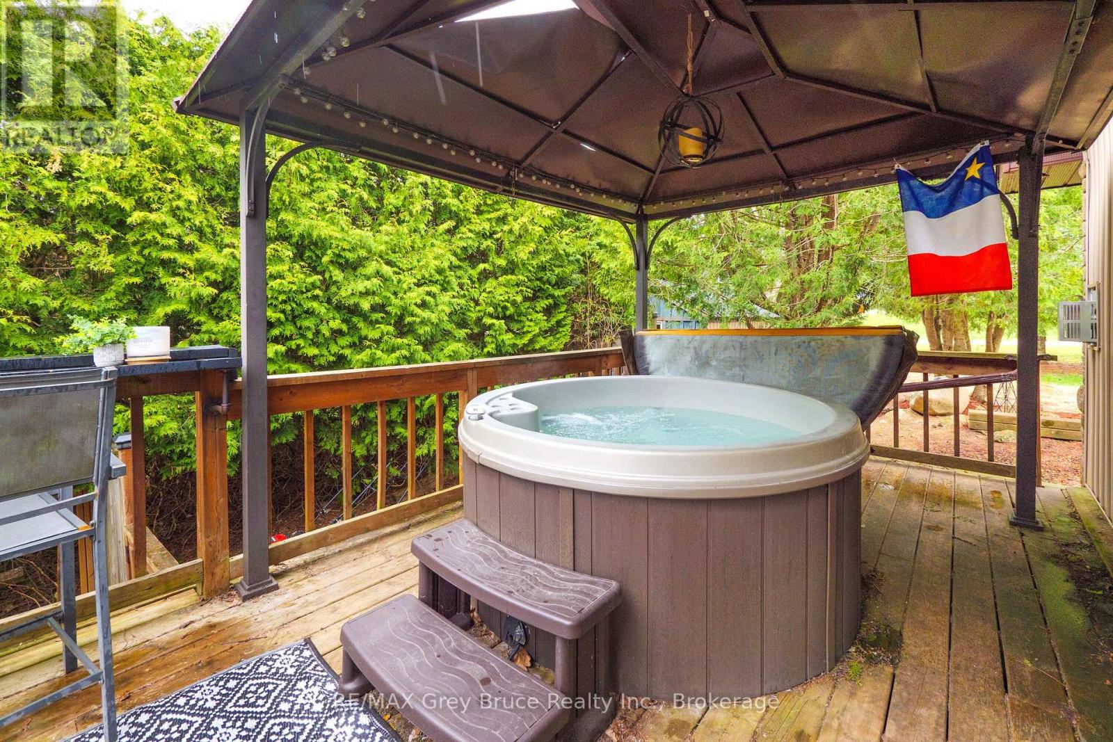 106 Elder Lane, Chatsworth, Ontario  N0H 1G0 - Photo 17 - X12312058