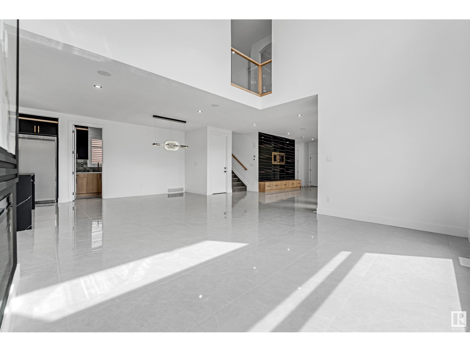 Property at 2018 13A AV NW image 1
