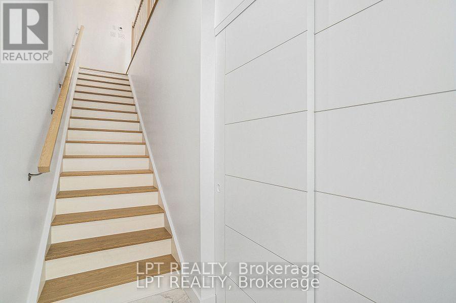 Unit B - 14 Stevens Avenue, Ottawa, Ontario  K1K 1K5 - Photo 4 - X12312048