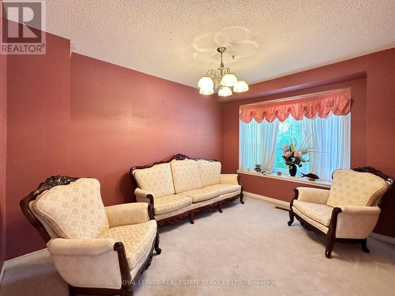 Property at 44 - 4635 REGENTS TERRACE image 5