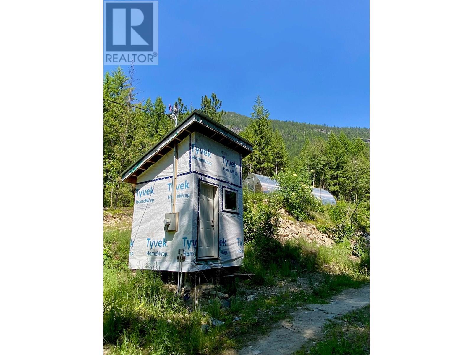 2921 Upper Slocan Park Road, Slocan Park, British Columbia  V0G 2E0 - Photo 5 - 10330396