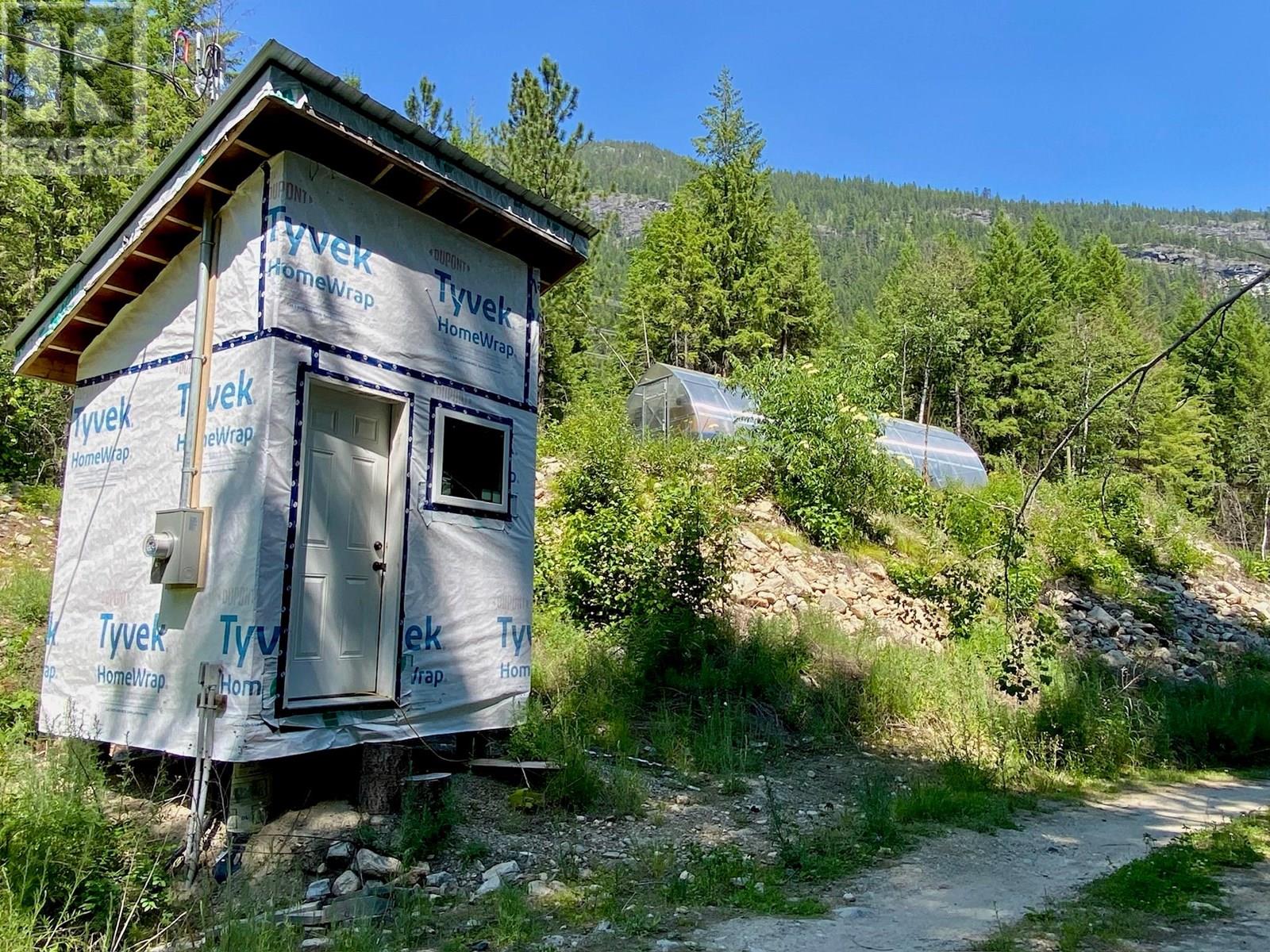 2921 Upper Slocan Park Road, Slocan Park, British Columbia  V0G 2E0 - Photo 6 - 10330396