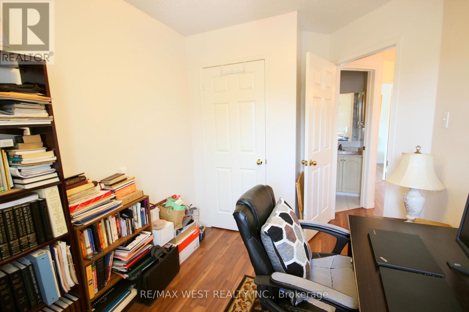1 Platinum Drive, Toronto (Brookhaven-Amesbury), Ontario M6M 5K1 - Photo 25 - W12311923