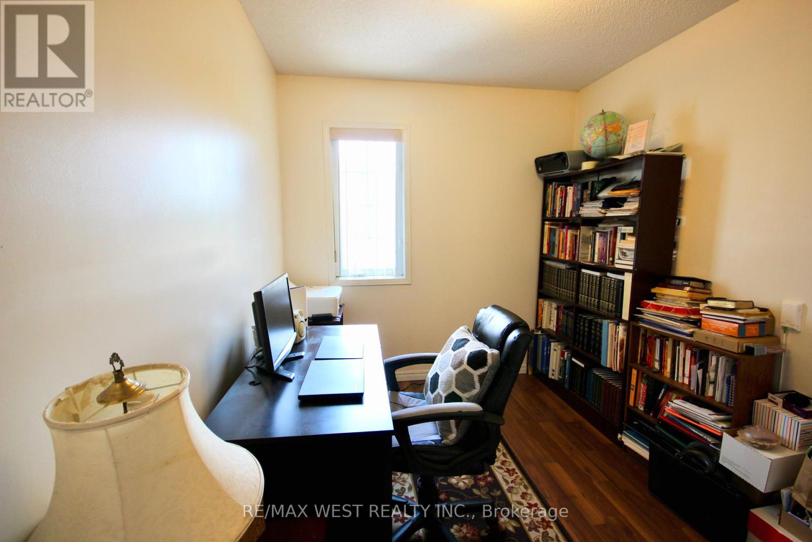 1 Platinum Drive, Toronto (Brookhaven-Amesbury), Ontario M6M 5K1 - Photo 23 - W12311923