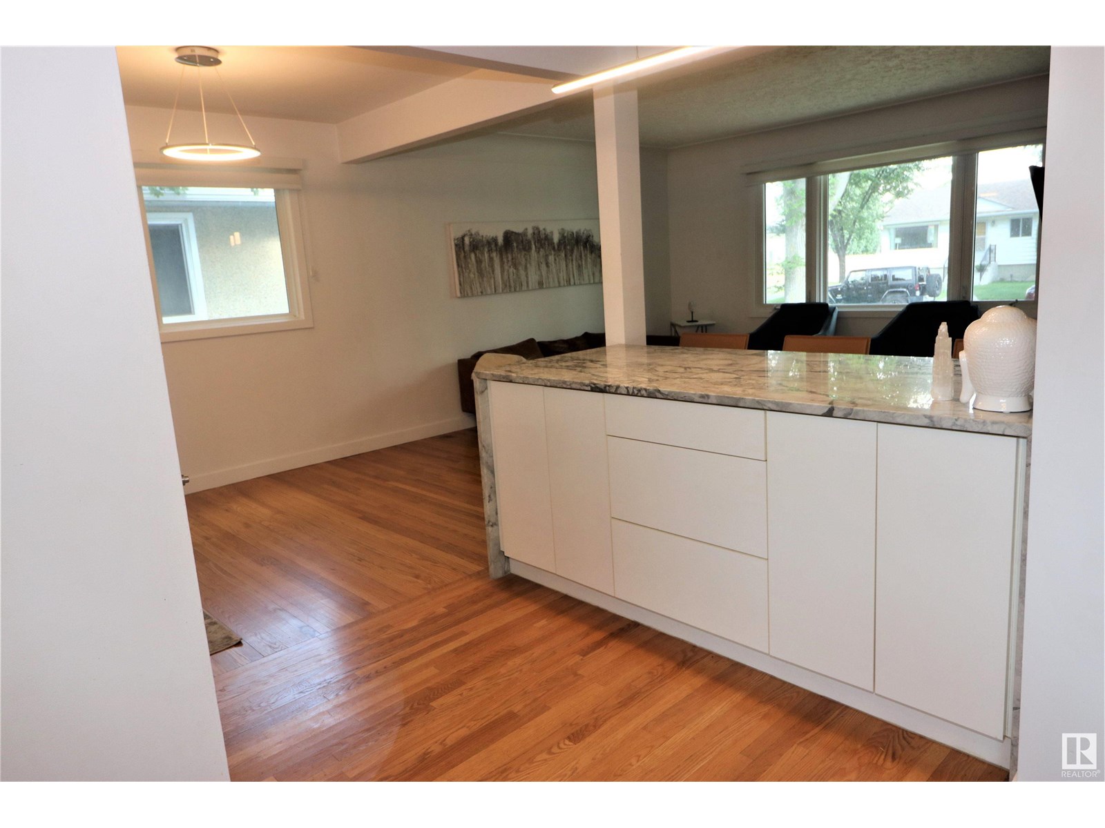 Property at 8528 64 AV NW image 4