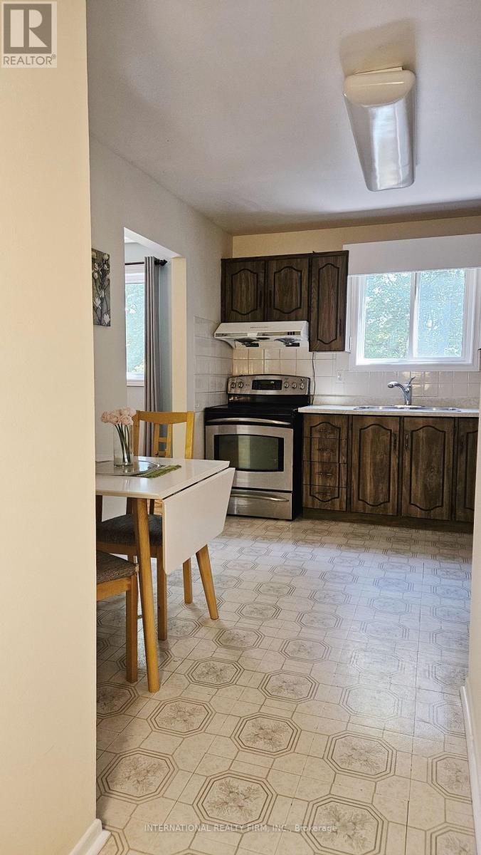 47 Parsell Square, Toronto, Ontario  M1B 2A5 - Photo 16 - E12312083