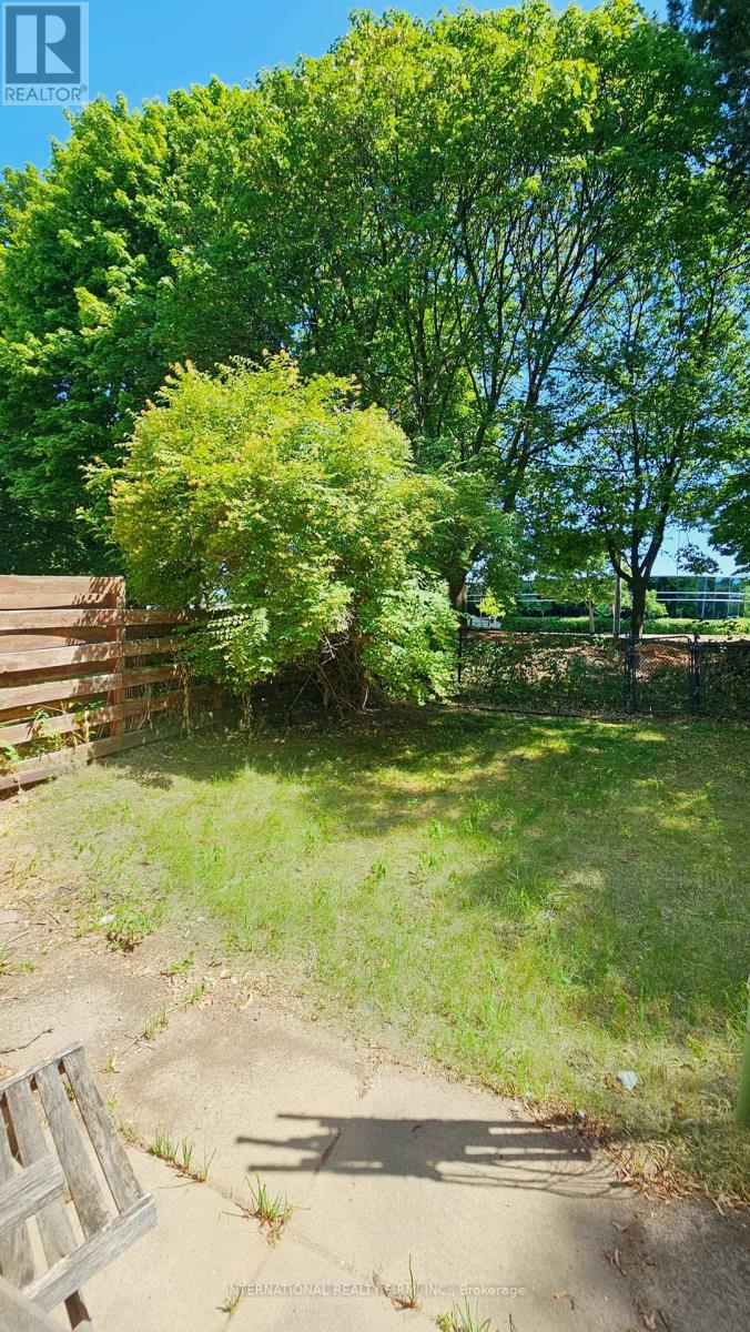47 Parsell Square, Toronto, Ontario  M1B 2A5 - Photo 39 - E12312083