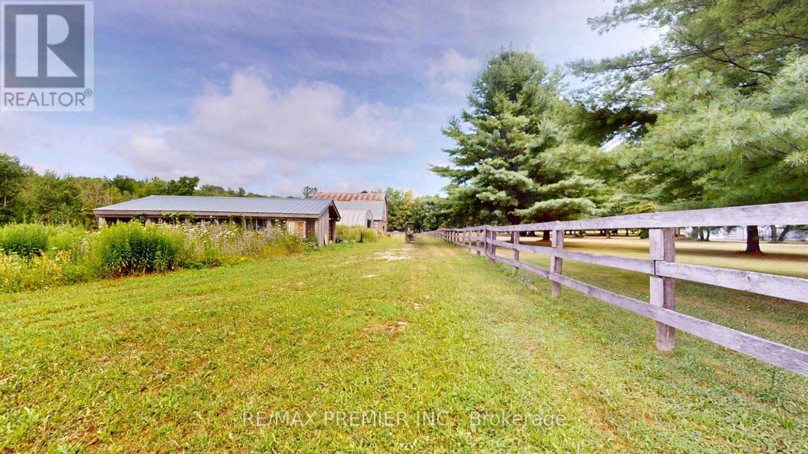253 Morning Side Road, East Gwillimbury, Ontario  L9N 0K6 - Photo 7 - N12312110
