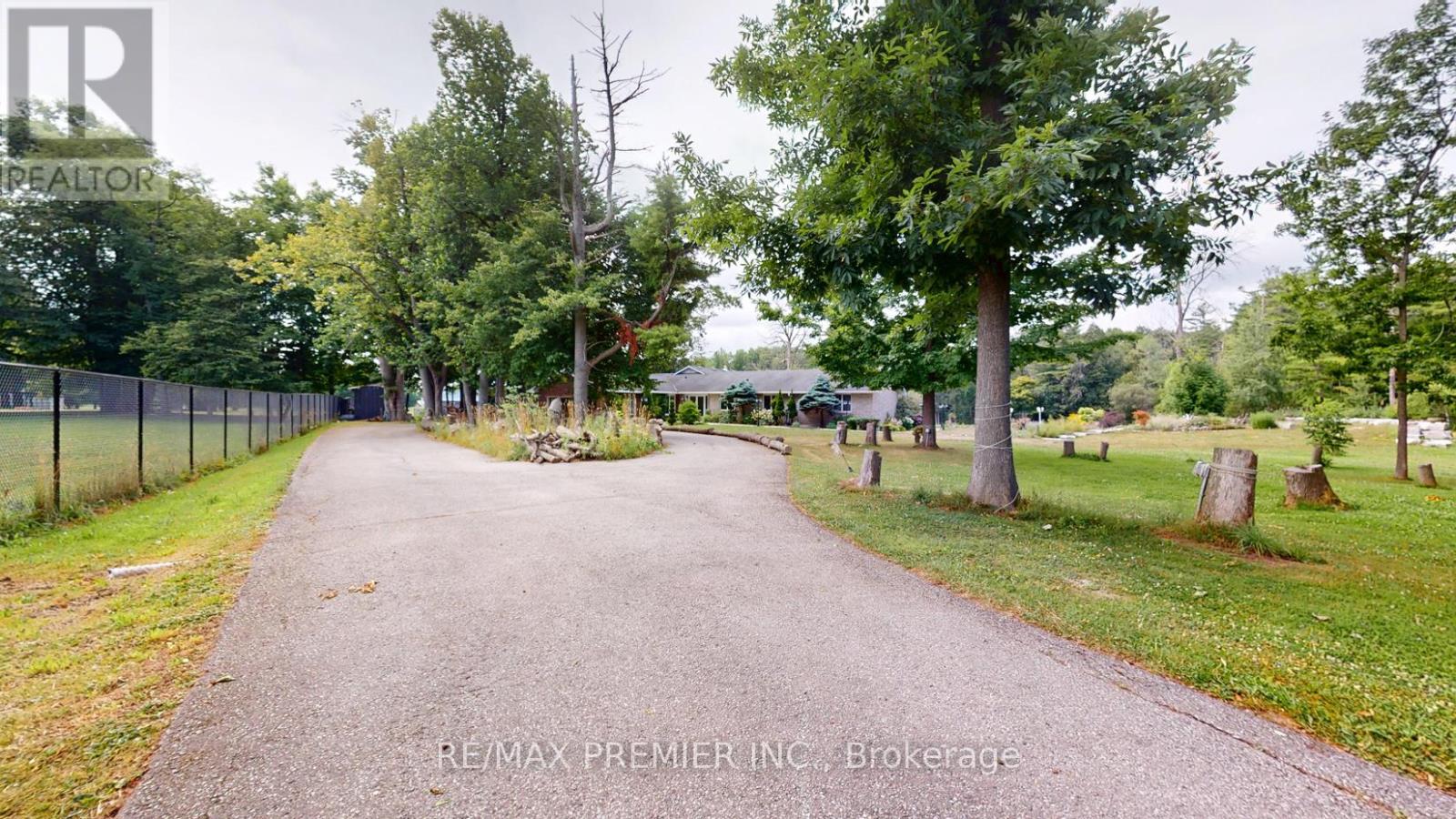 253 Morning Side Road, East Gwillimbury, Ontario  L9N 0K6 - Photo 8 - N12312110