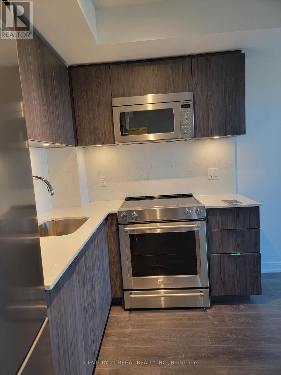 1503 - 30 Samuel Wood Way, Toronto, Ontario  M9B 0C9 - Photo 5 - W12312102