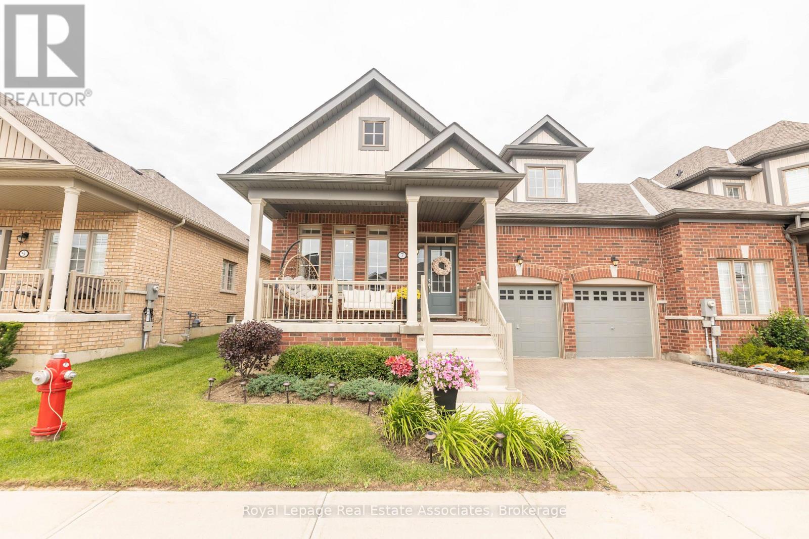 Property at 7 OVERLEA DRIVE image 1