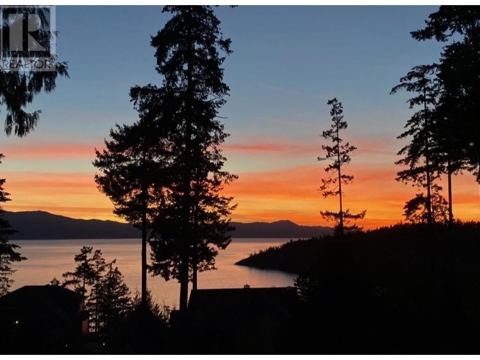 4177 JOHNSTON HEIGHTS DRIVE, Garden Bay, British Columbia