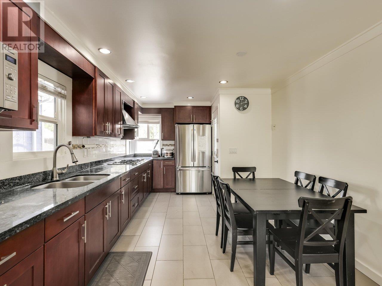 2241 E 43rd Avenue, Vancouver, British Columbia  V5P 1M8 - Photo 6 - R3031469