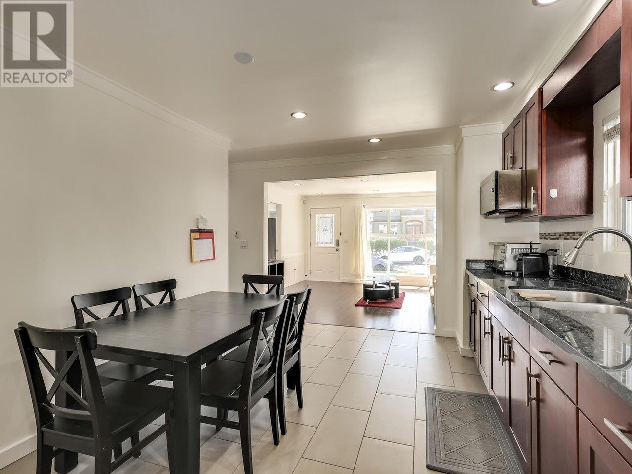2241 E 43rd Avenue, Vancouver, British Columbia  V5P 1M8 - Photo 8 - R3031469