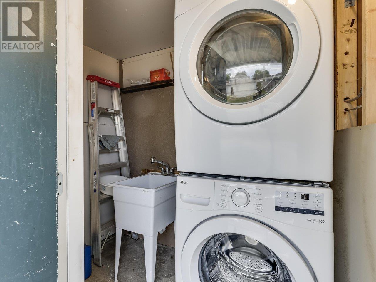 2241 E 43rd Avenue, Vancouver, British Columbia  V5P 1M8 - Photo 21 - R3031469