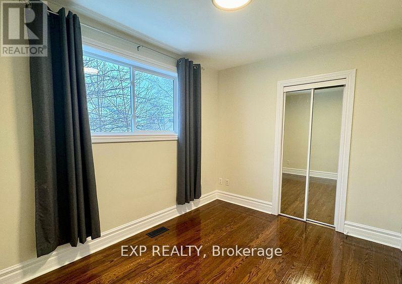 46 Tealham Drive, Toronto, Ontario  M9V 3T6 - Photo 9 - W12312118
