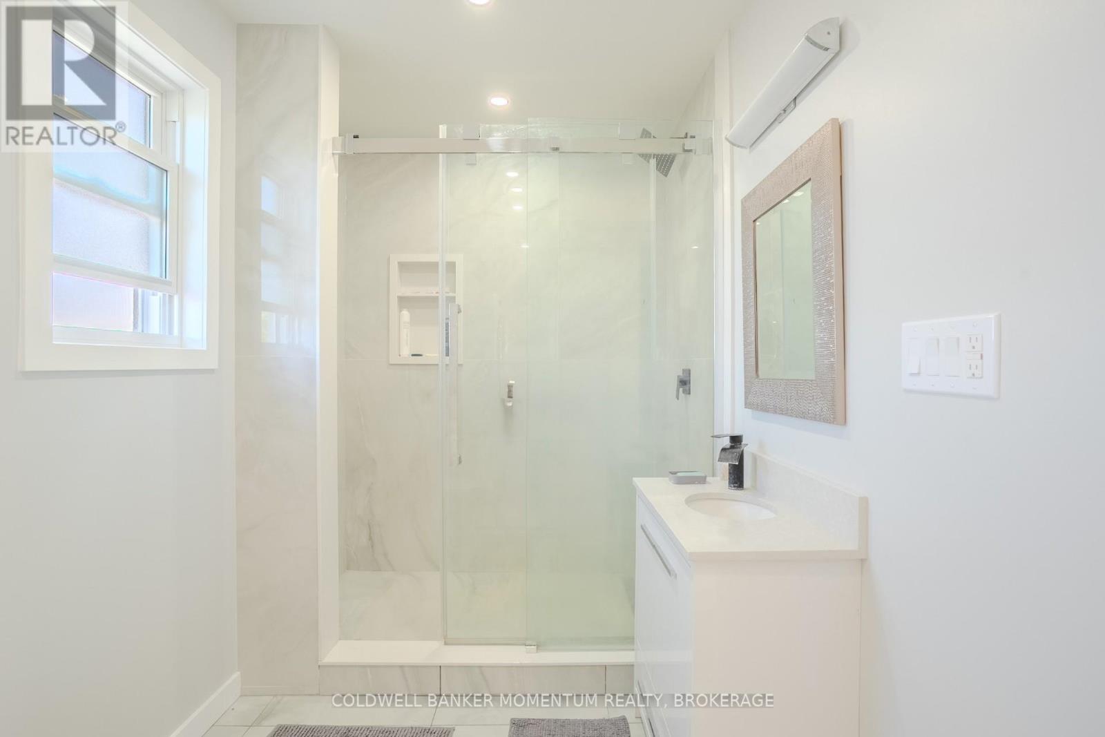 165 East West Line, Niagara-On-The-Lake, Ontario  L0S 1J0 - Photo 19 - X12312176