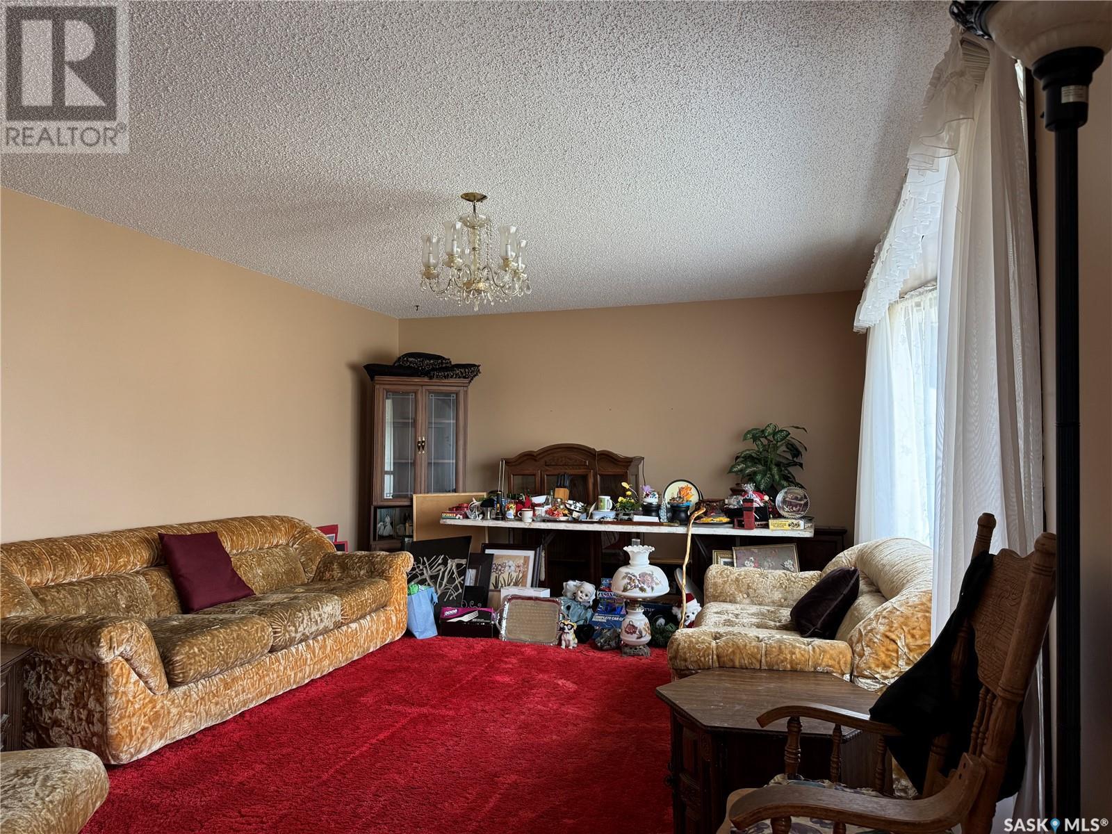 417 Miller Crescent E, Wynyard, Saskatchewan  S0A 4T0 - Photo 2 - SK014023