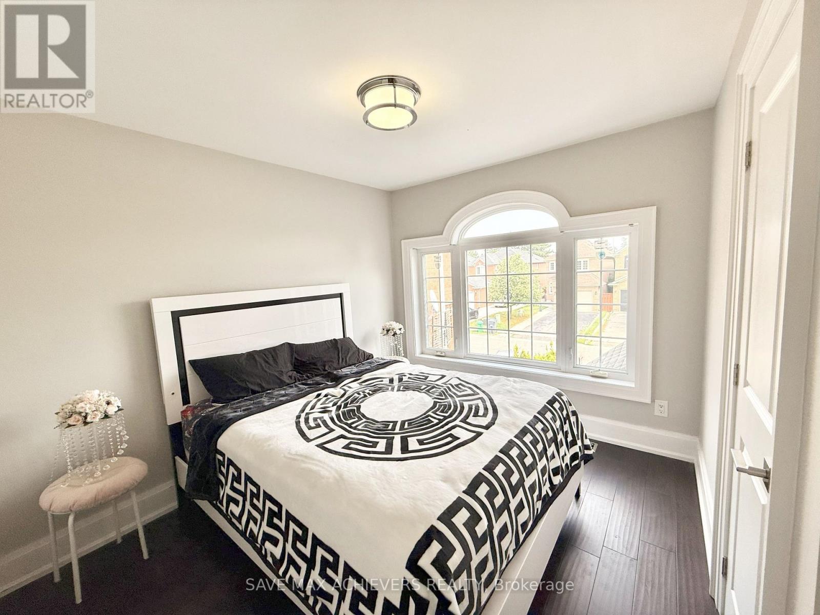 12 Upwood Place, Brampton (Sandringham-Wellington), Ontario  L6R 1T3 - Photo 24 - W12312157