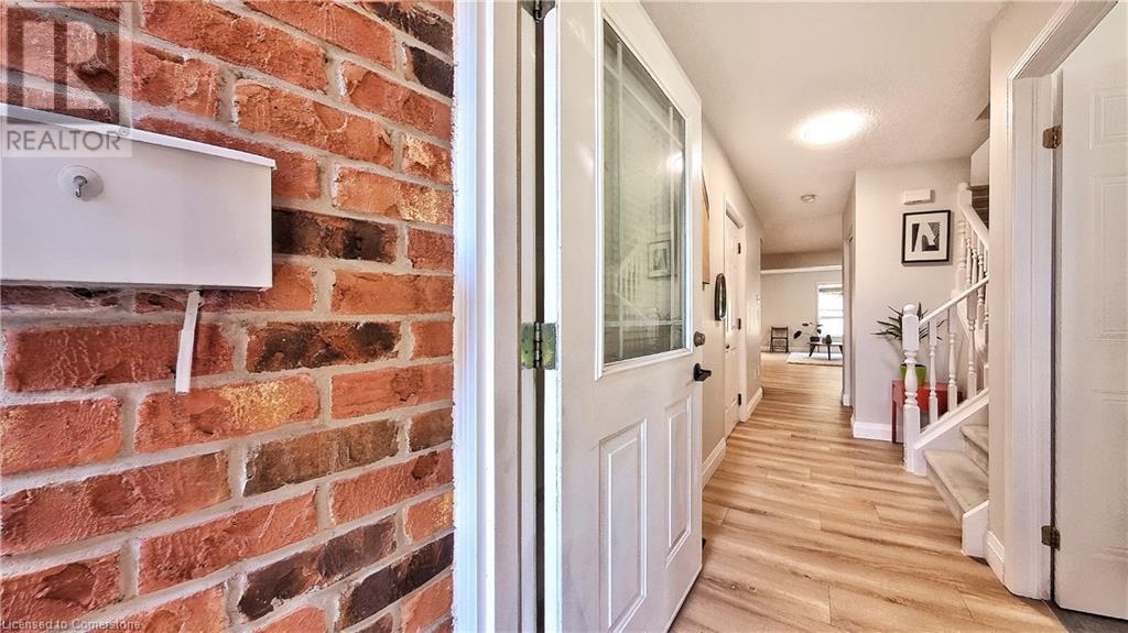 Property at 470 ANNAPOLIS Court image 3