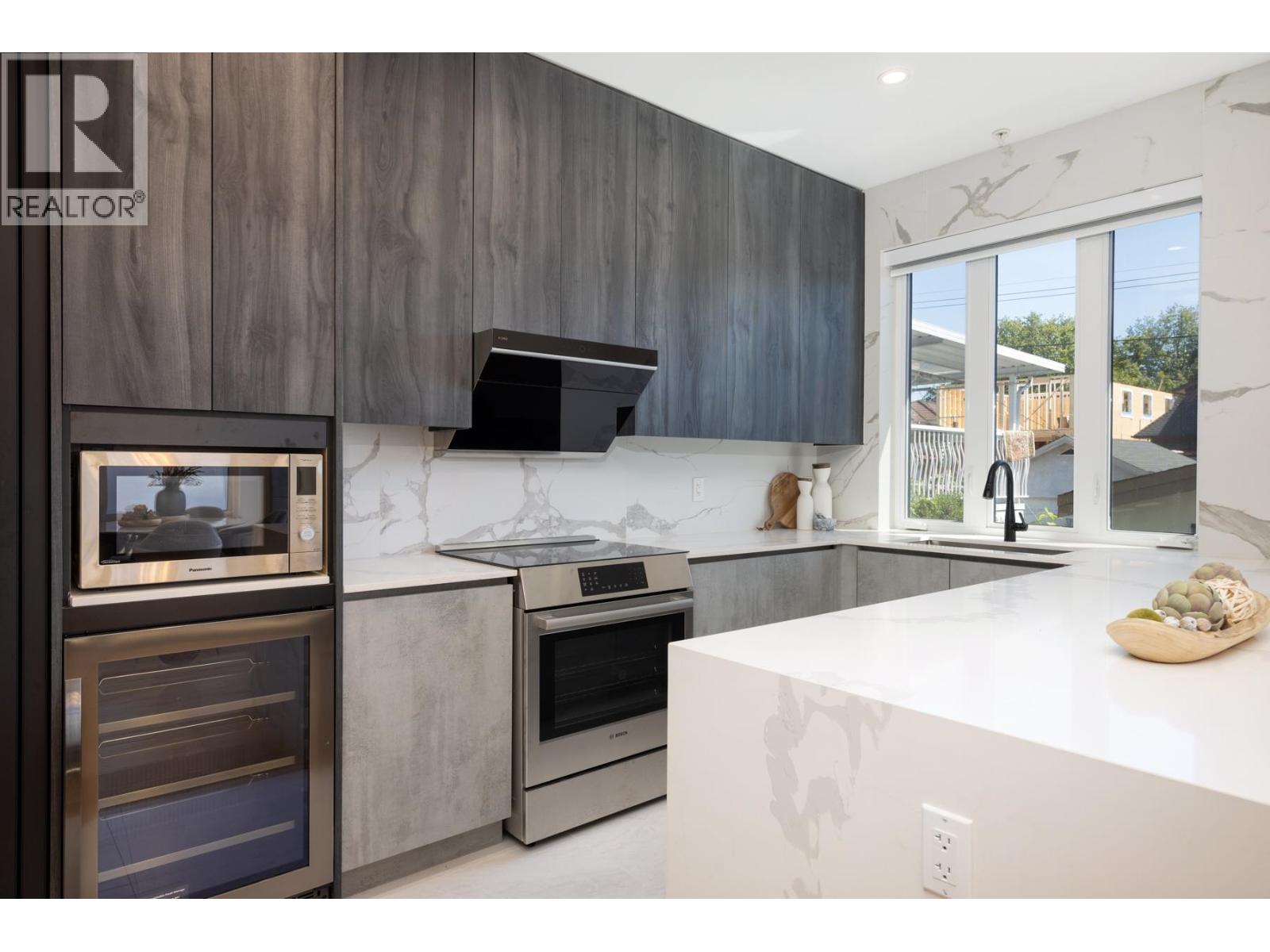 432 E 46th Avenue, Vancouver, British Columbia  V5W 1Z9 - Photo 5 - R3031255