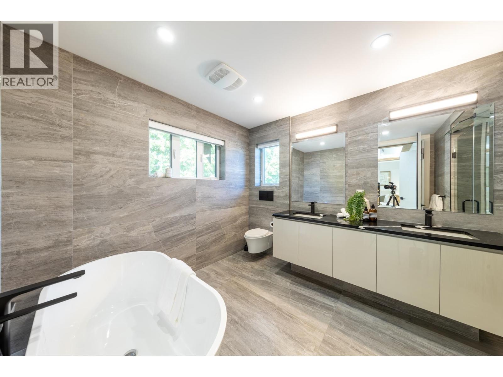 432 E 46th Avenue, Vancouver, British Columbia  V5W 1Z9 - Photo 12 - R3031255