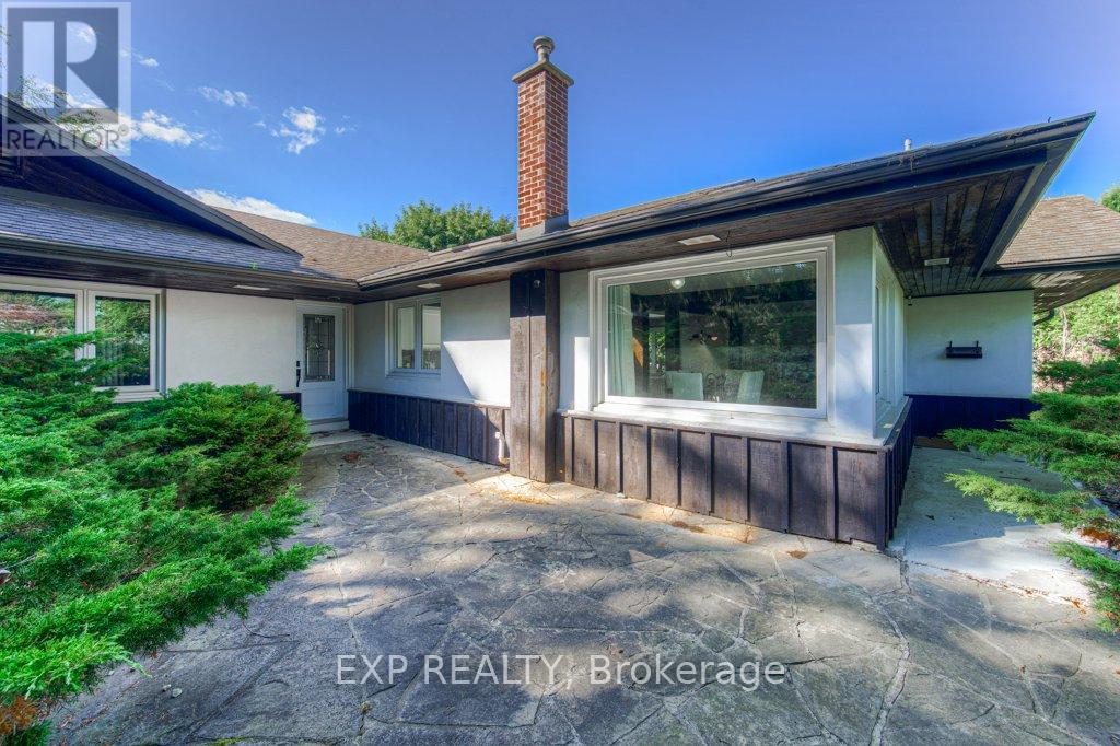 4187 Lakeshore Road, Burlington, Ontario  L7L 1A5 - Photo 10 - W12312215