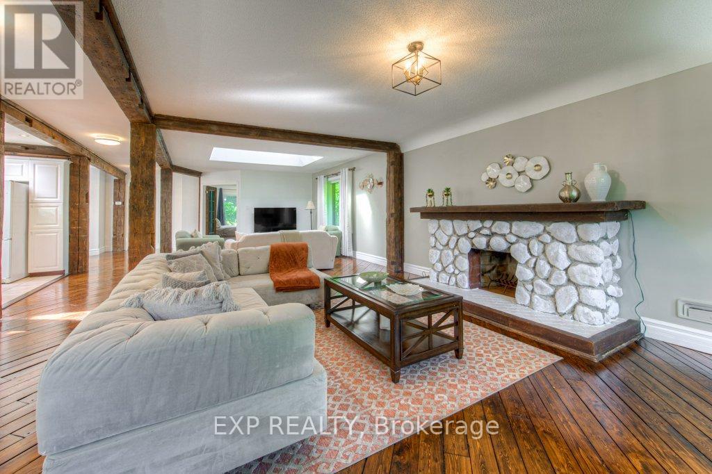 4187 Lakeshore Road, Burlington, Ontario  L7L 1A5 - Photo 13 - W12312215