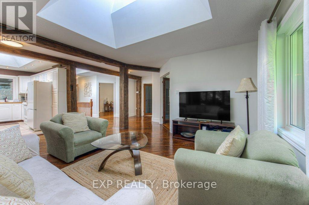 4187 Lakeshore Road, Burlington, Ontario  L7L 1A5 - Photo 19 - W12312215
