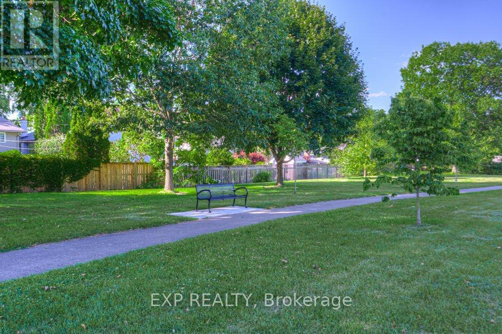 4187 Lakeshore Road, Burlington, Ontario  L7L 1A5 - Photo 45 - W12312215