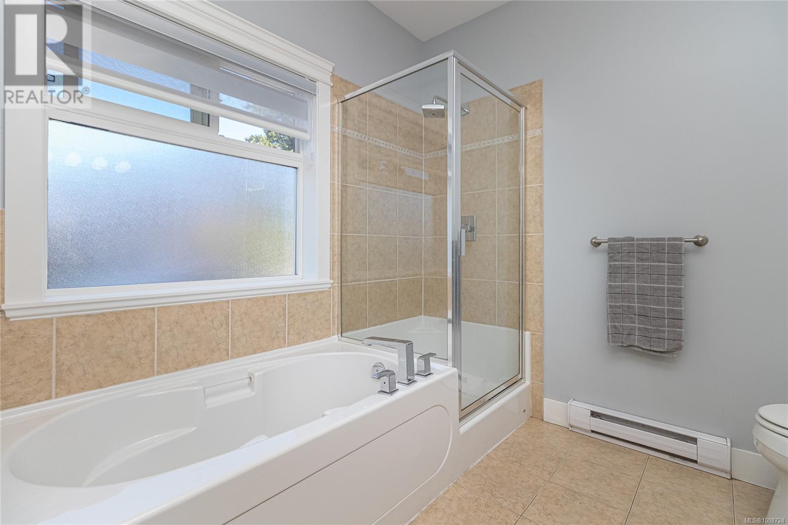 555 Leaside Ave, Saanich, British Columbia  V8Z 2K9 - Photo 22 - 1008724