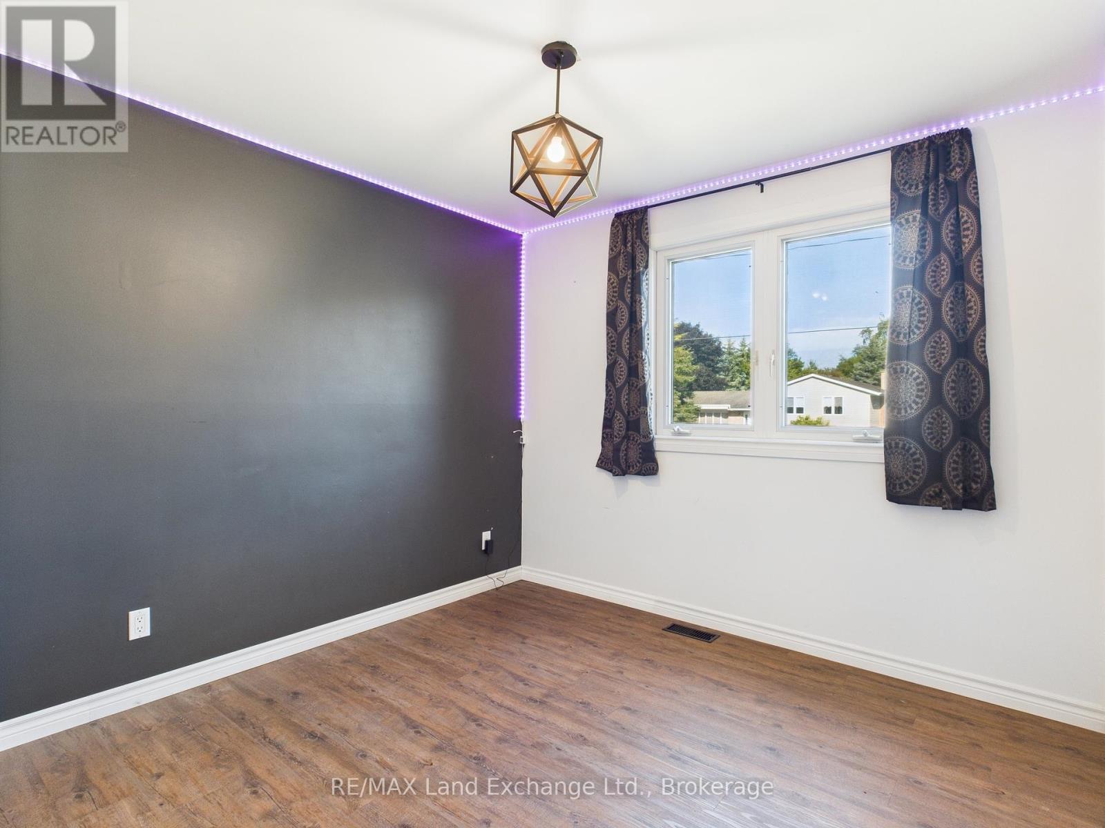8 William Street N, Huron-Kinloss, Ontario  N0G 2R0 - Photo 15 - X12312228