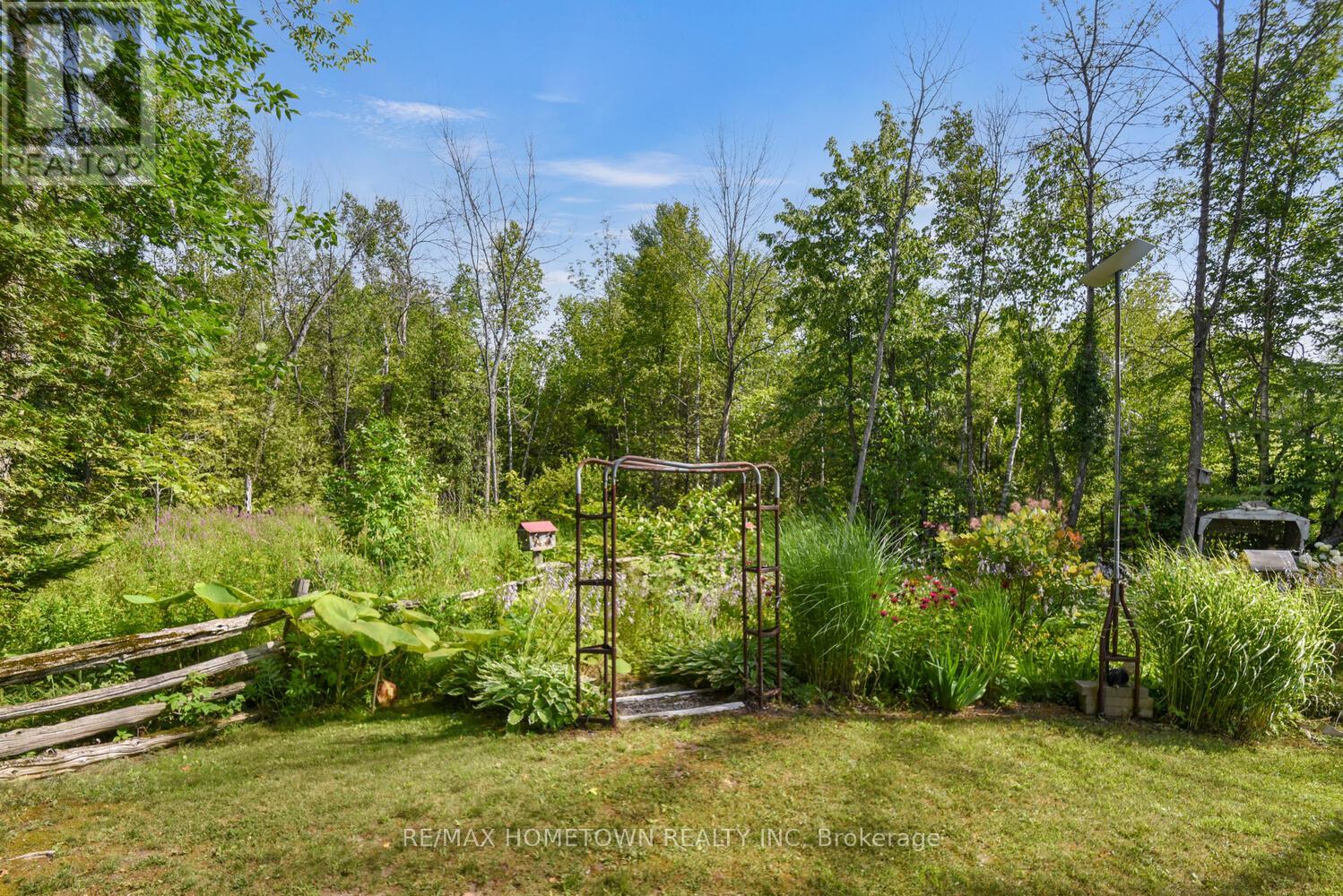 219 Knight Avenue, Augusta, Ontario  K6V 5T3 - Photo 32 - X12312235