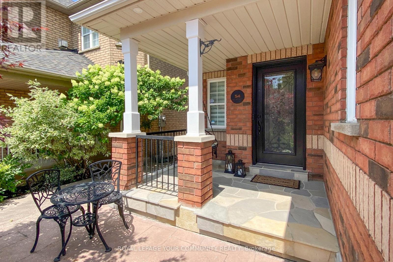 Property at 54 ENGLISH OAK DRIVE image 2
