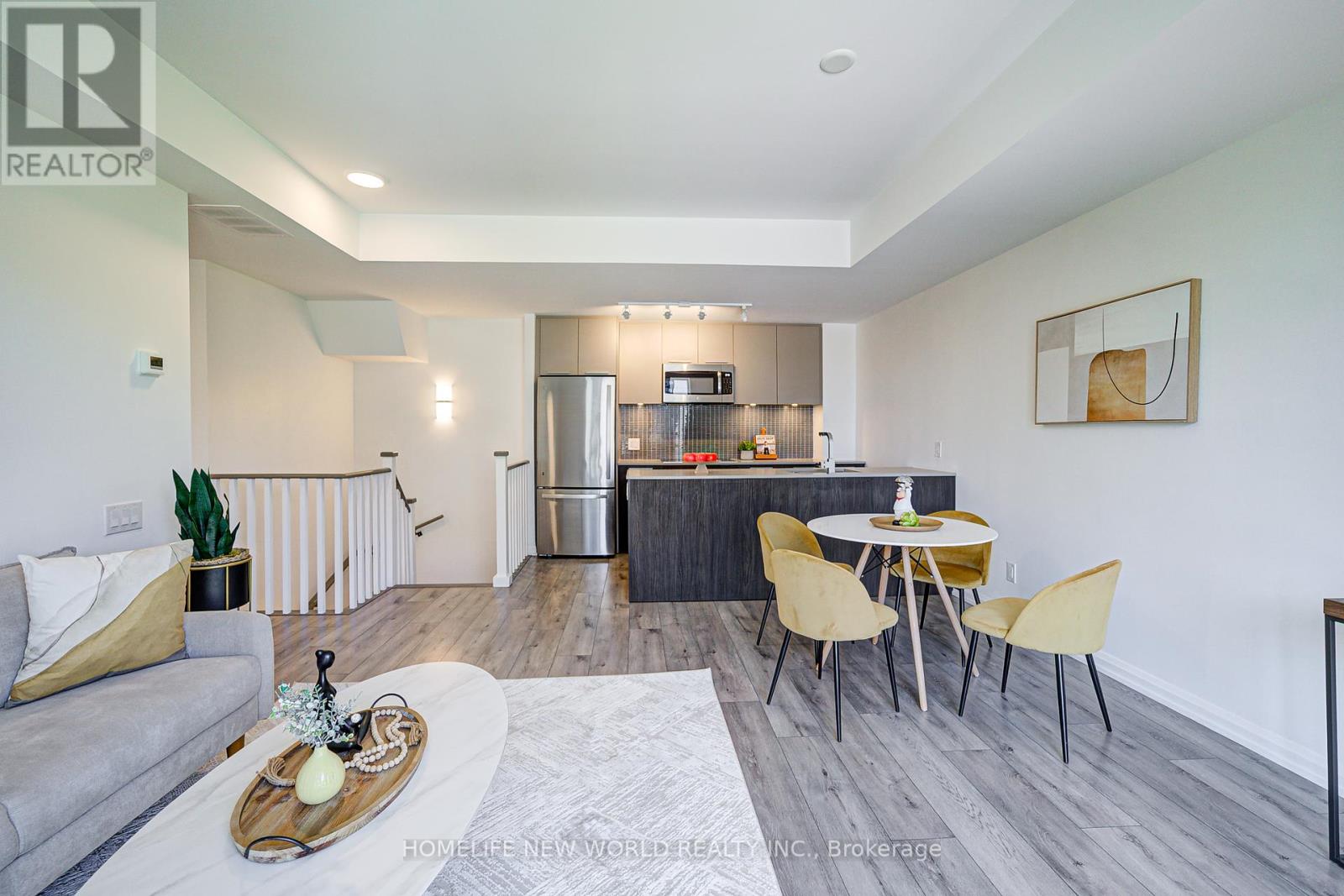 Property at 18 - 10 BRIN DRIVE image 3