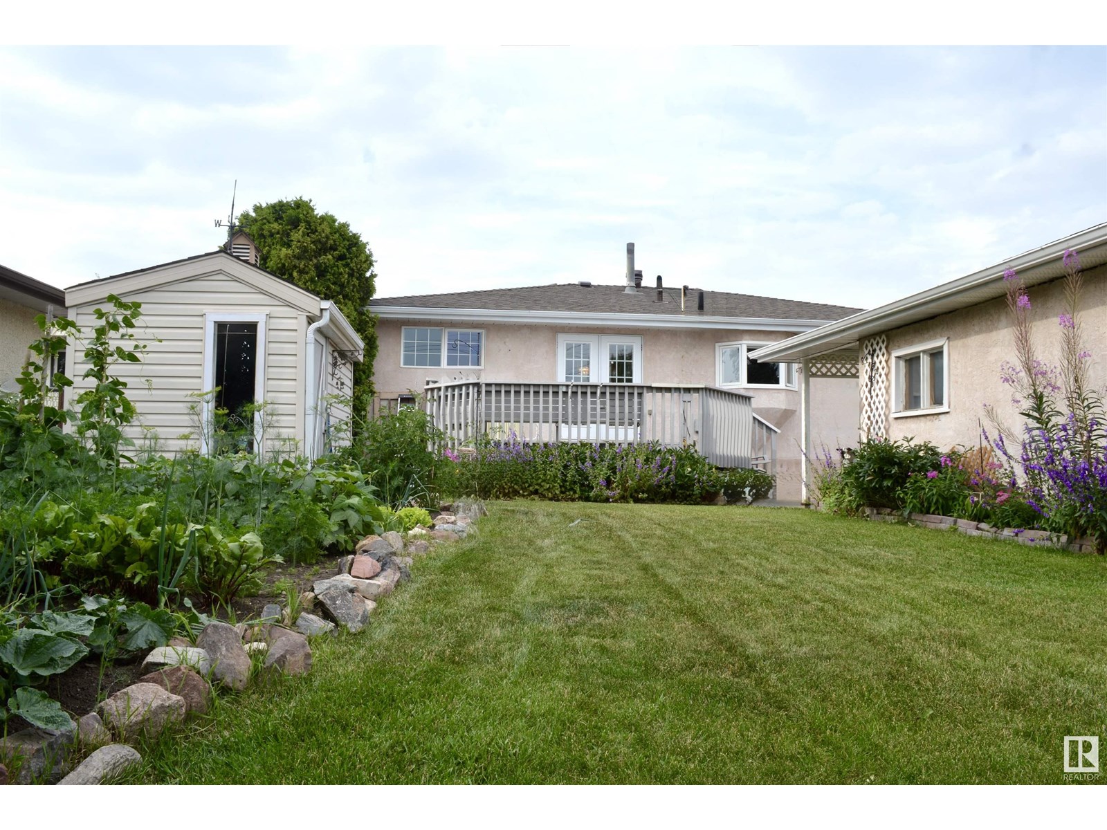 5619 140a Av Nw, Edmonton, Alberta  T5A 1H4 - Photo 44 - E4448685