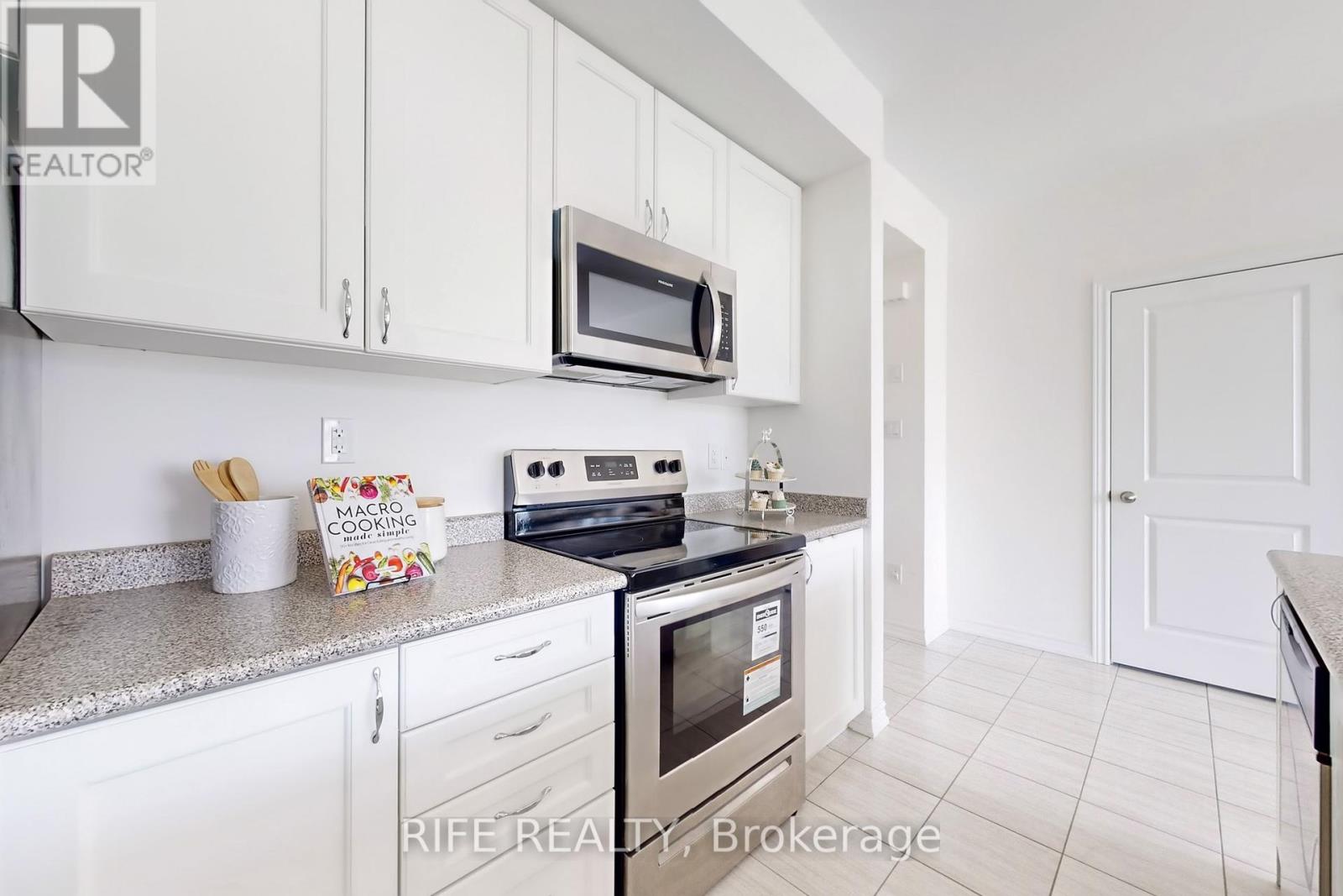 2623 Garrison Crossing, Pickering, Ontario  L1X 0E5 - Photo 11 - E12312199