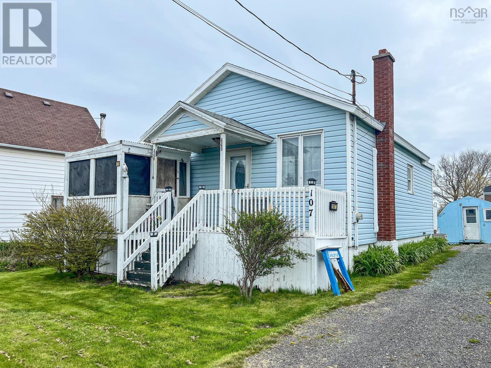 107 Ocean Avenue, Glace Bay, Nova Scotia  B1A 3V5 - Photo 1 - 202512299