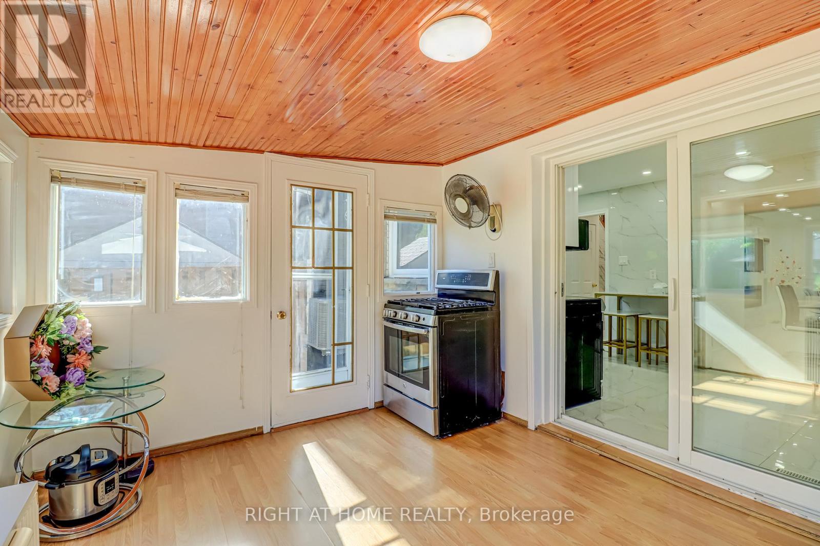 63 Cog Hill Drive, Vaughan (Glen Shields), Ontario L4K 1M6 - Photo 15 - N12312211