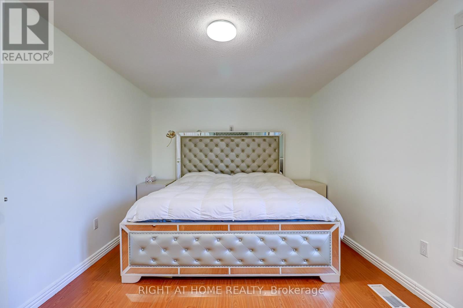 63 Cog Hill Drive, Vaughan (Glen Shields), Ontario L4K 1M6 - Photo 16 - N12312211