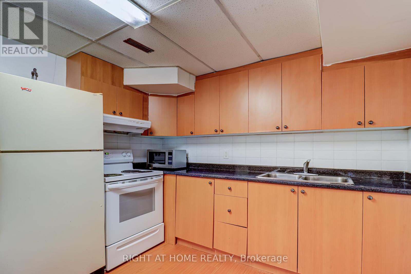 63 Cog Hill Drive, Vaughan (Glen Shields), Ontario L4K 1M6 - Photo 22 - N12312211