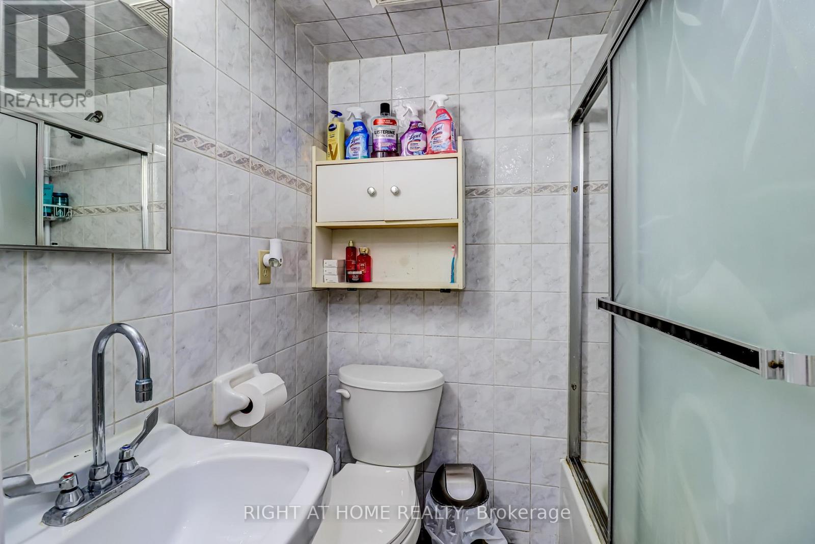 63 Cog Hill Drive, Vaughan (Glen Shields), Ontario L4K 1M6 - Photo 25 - N12312211